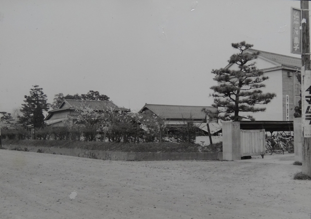 川津校舎