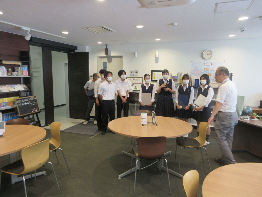 島大医学部見学