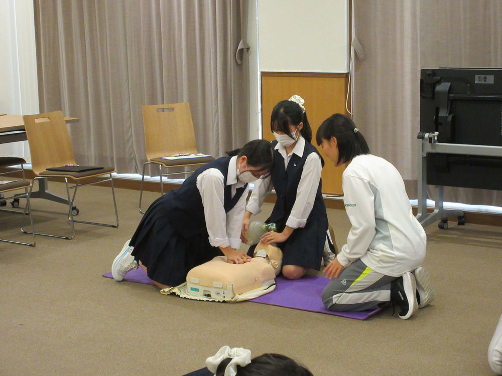 島大医学部見学